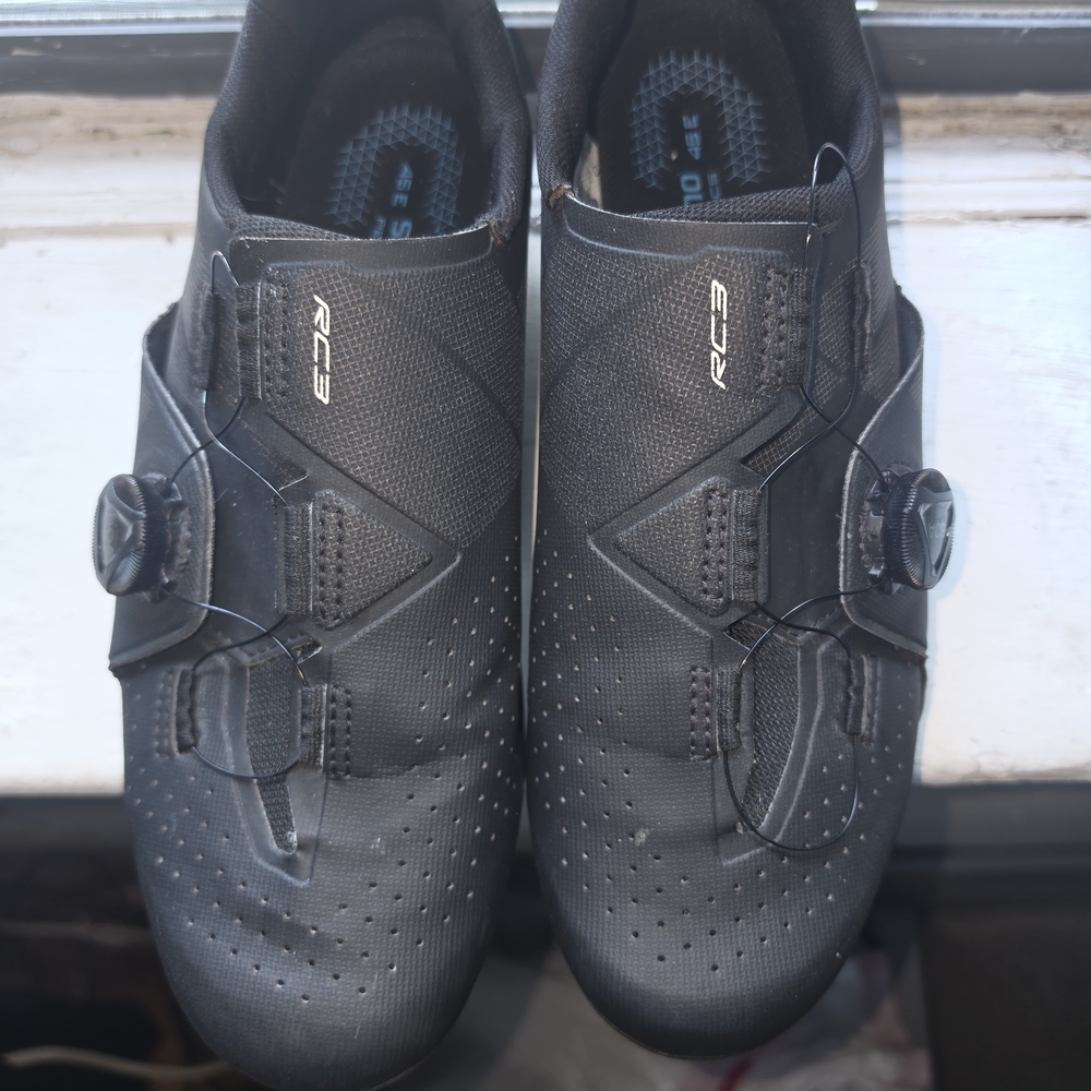Shimano RC3 Men's Cycling Shoes in Black